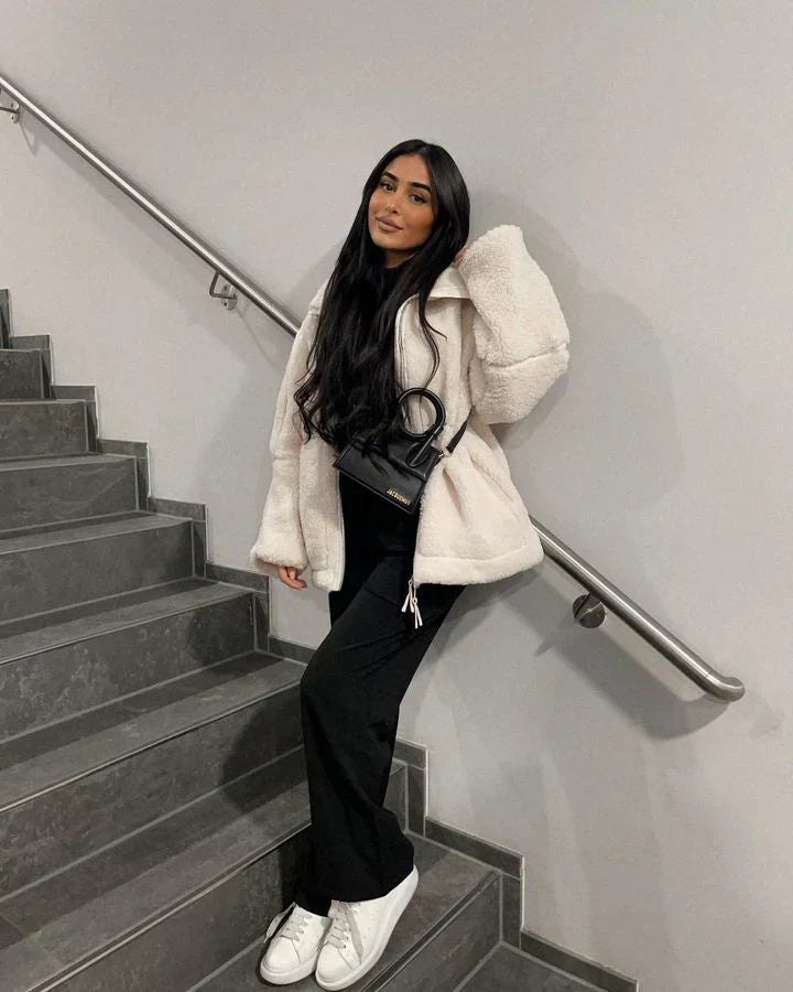 Nadia - Abrigo de Invierno Suave