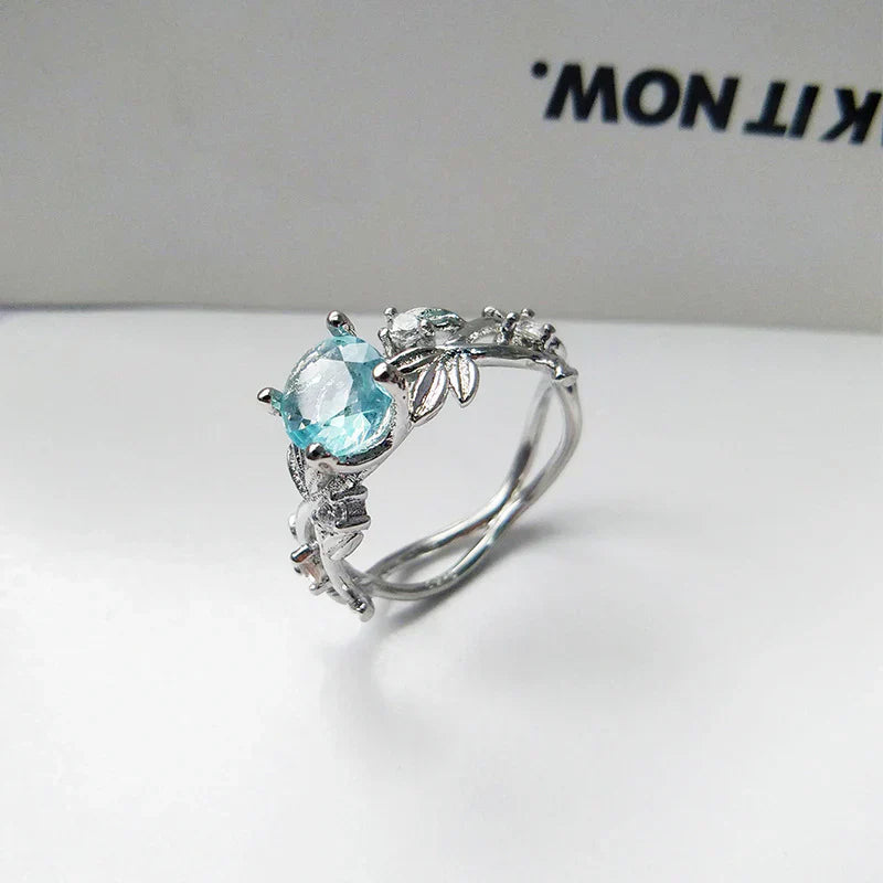Anillo de Piedra de Luna en Plata Esterlina