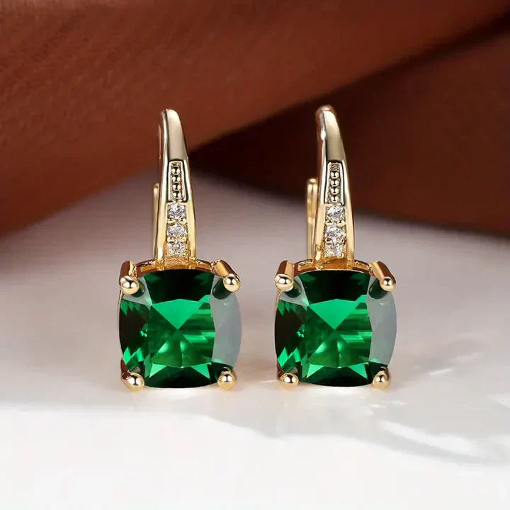Pendientes Hoop Dorados con Piedras Misteriosas