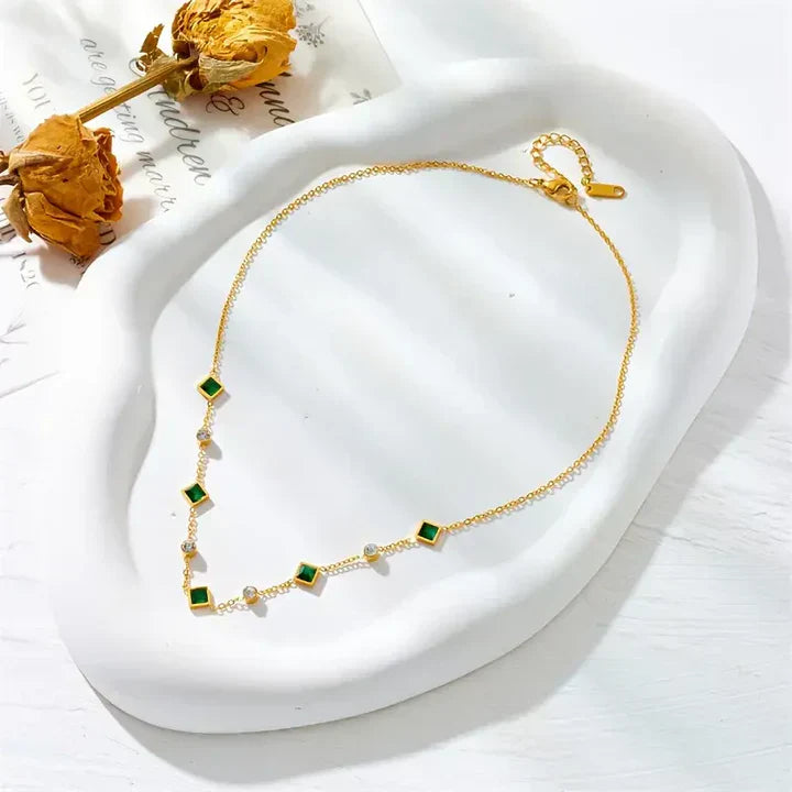 Collar "Amelisse"