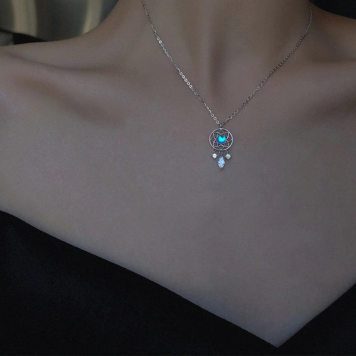 Collar Plateado Luna Cristal Pescador de Sueños
