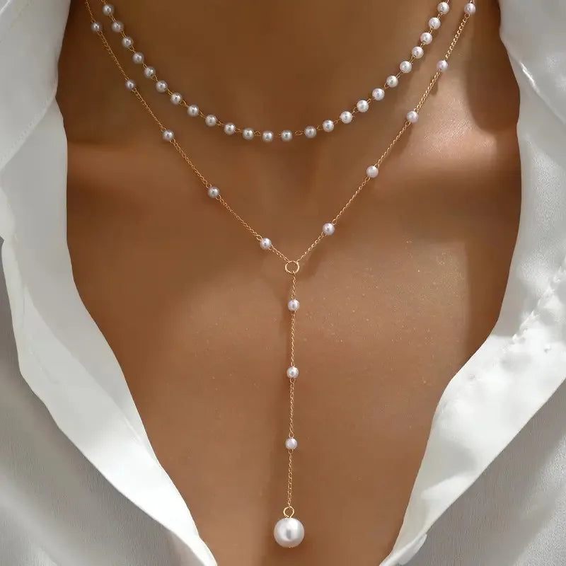 Collar de Dos Vueltas con Perlas y Colgantes