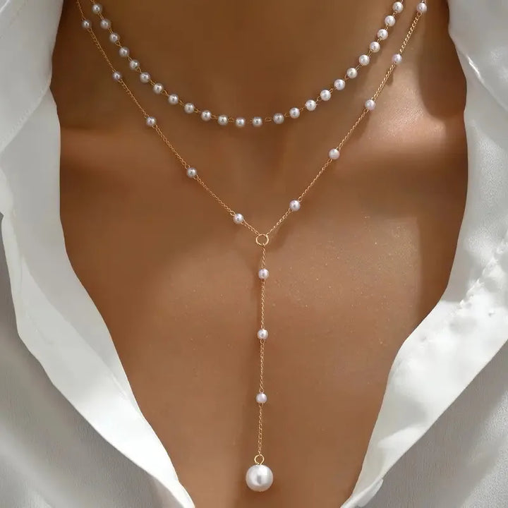 Collar de Dos Vueltas con Perlas y Colgantes