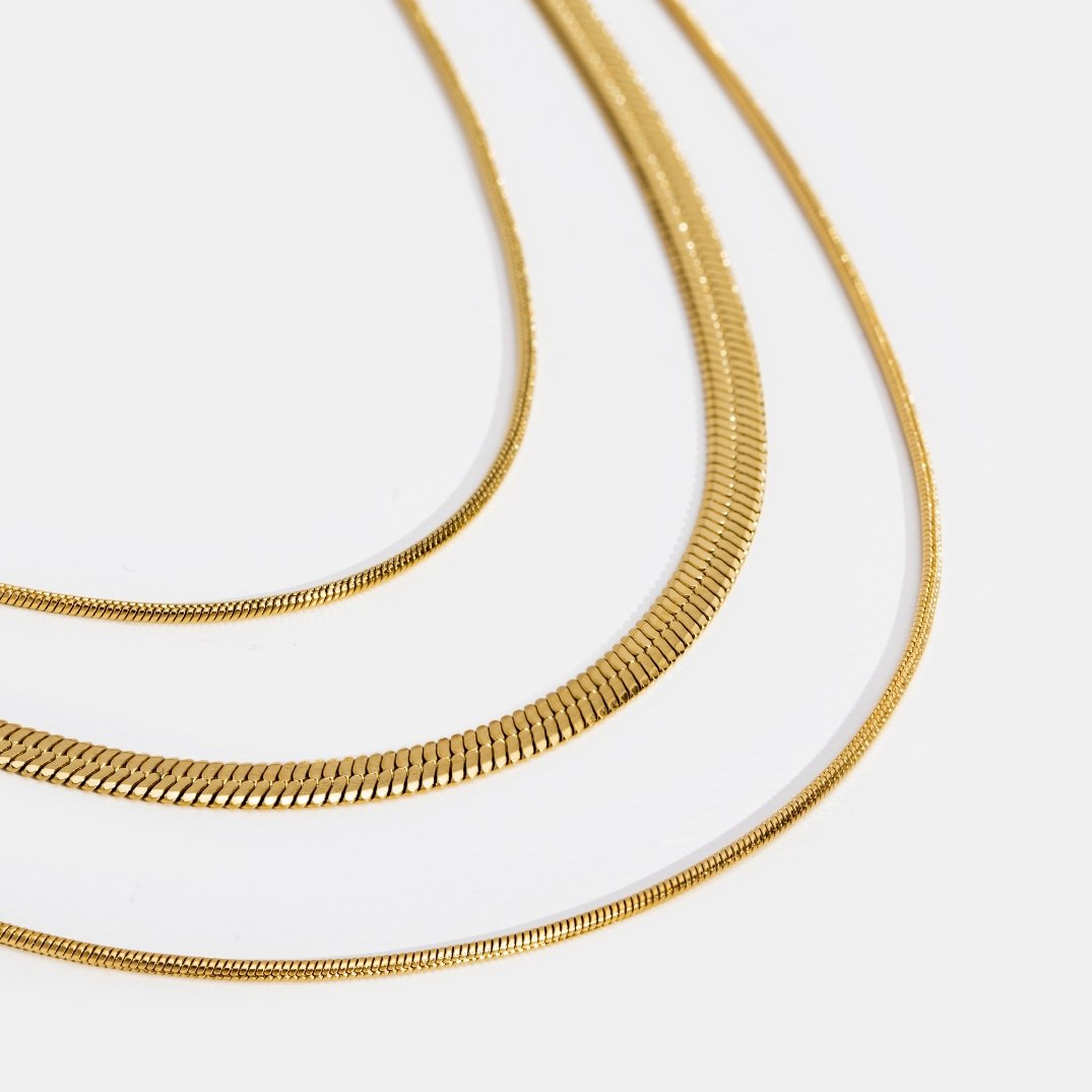 Collar de Cadena de Oro de Múltiples Capas