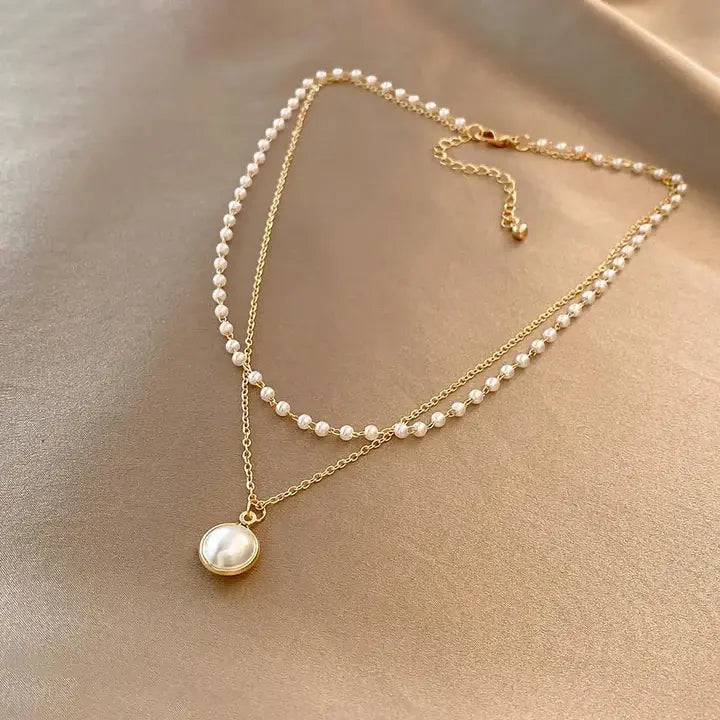 Collar de Lujo con Margaritas en Oro
