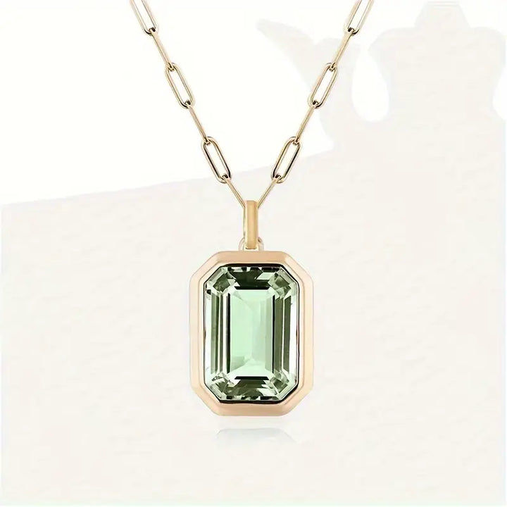 Collar Sofía con Piedra Esmeralda
