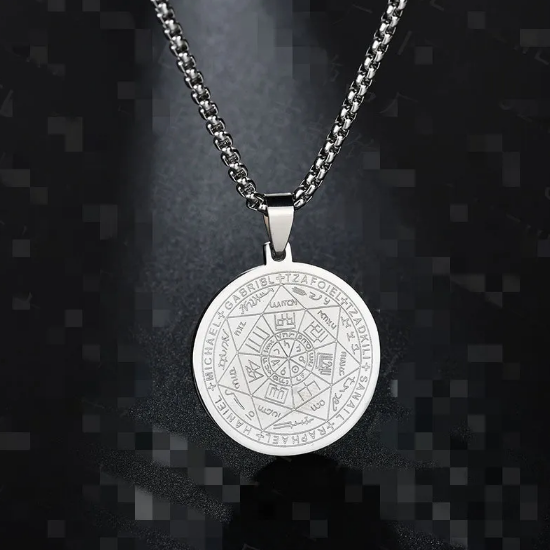 Collar con Medallón de Tríton Ángel Seis Estrellas
