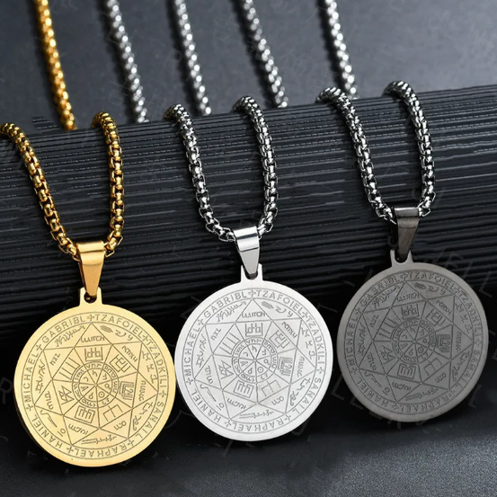 Collar con Medallón de Tríton Ángel Seis Estrellas