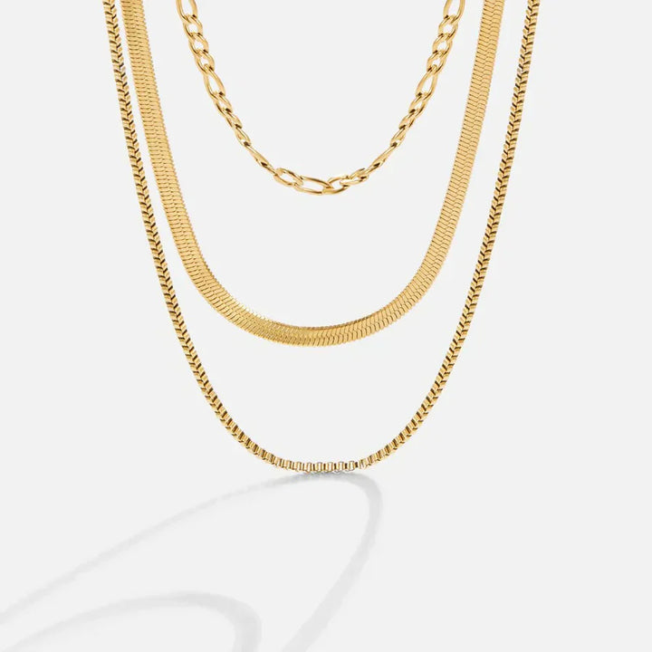 Collar con Capas de Cadena Viena
