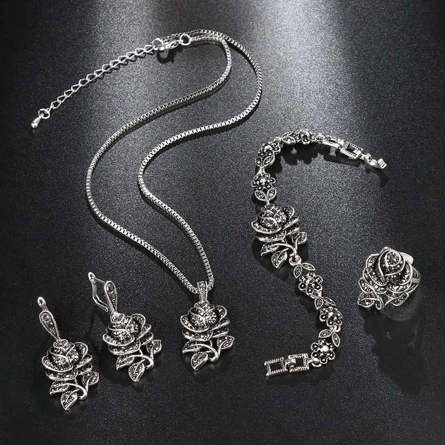 Conjunto Elegante en Plata con Circonitas