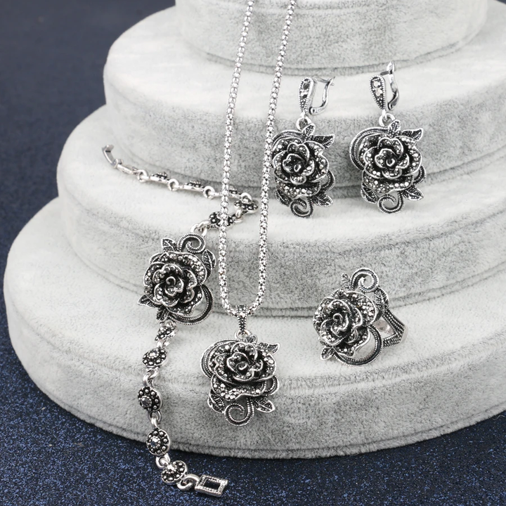 Conjunto Elegante en Plata con Circonitas