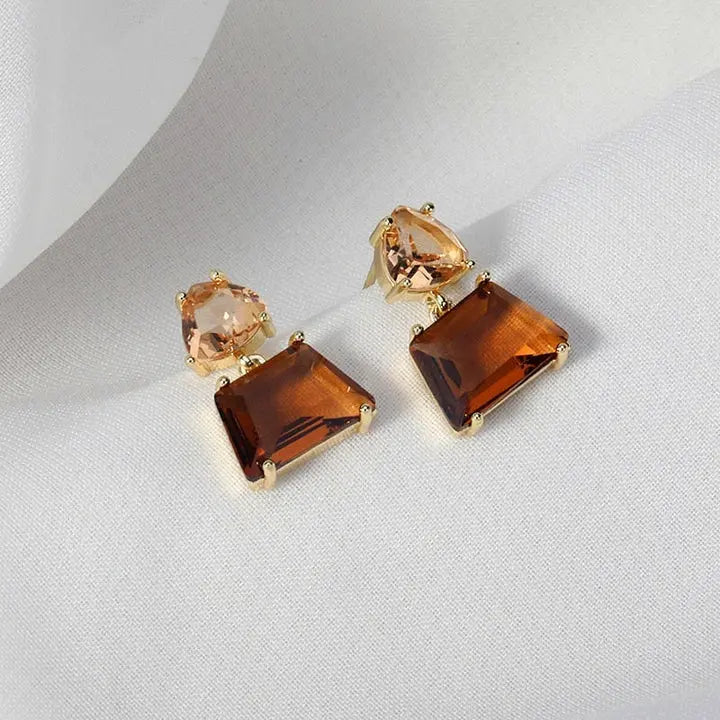 Pendientes Colgantes de Cristales del Desierto en Oro