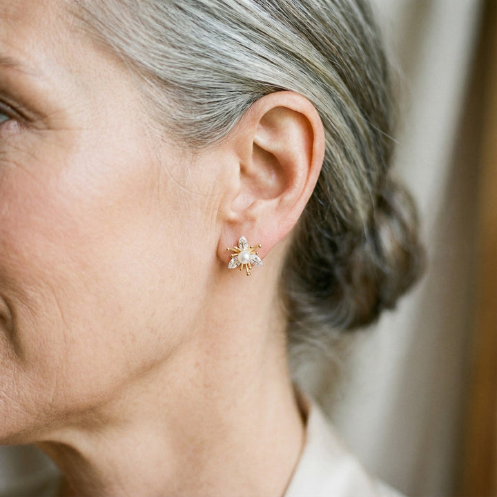 Pendientes Colgantes de Flor con Cristales y Perlas