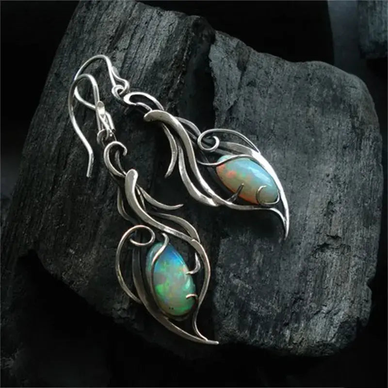 Pulseras retro de plata con ópalo azul