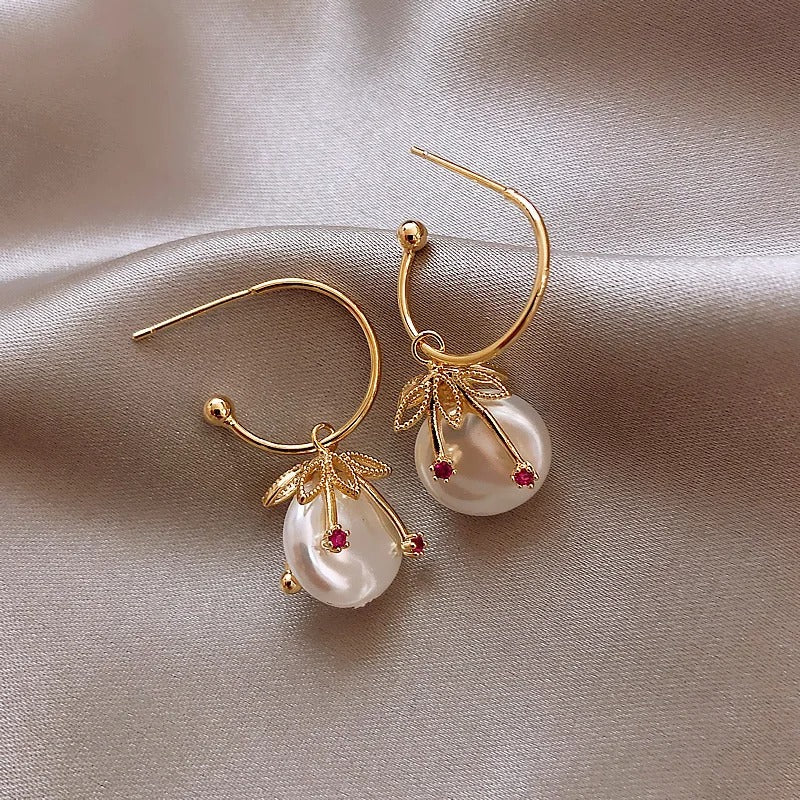 Pulseras retro en oro con perla cereza