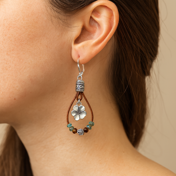 Pendientes retro de flores de cuero