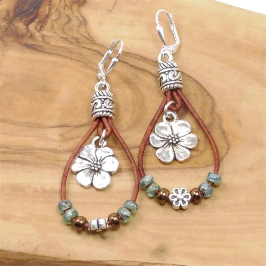 Pendientes retro de flores de cuero