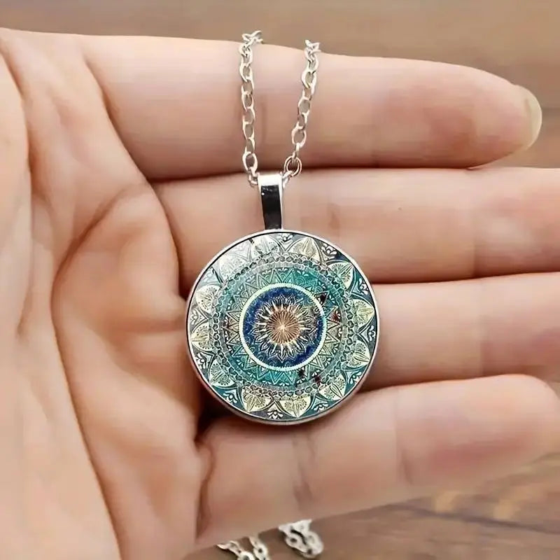 Collar redondo retro con mandala azul