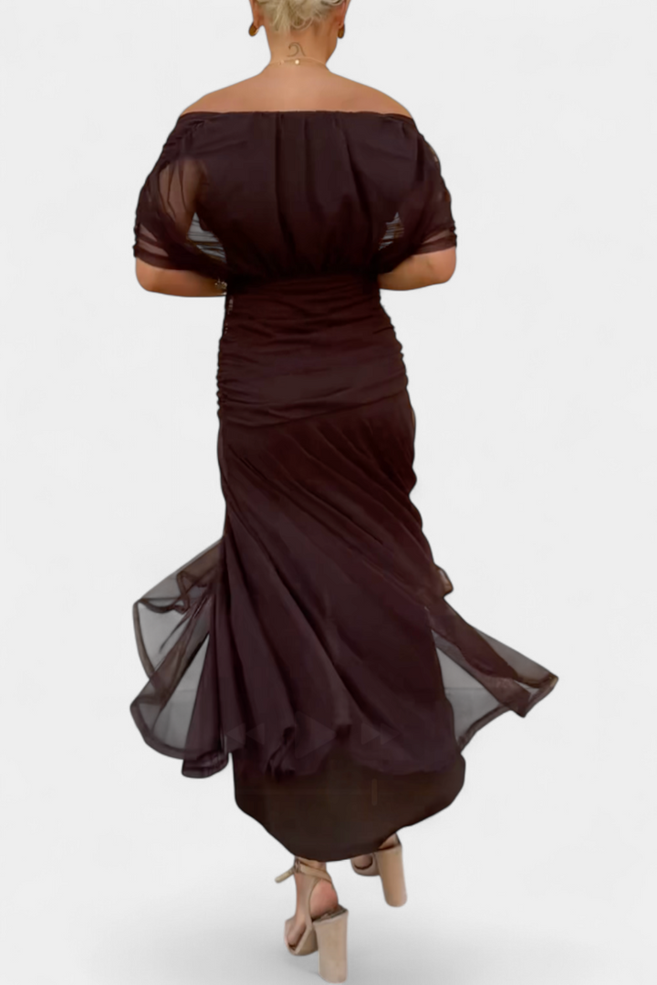 Luana - Vestido elegante con escote en V