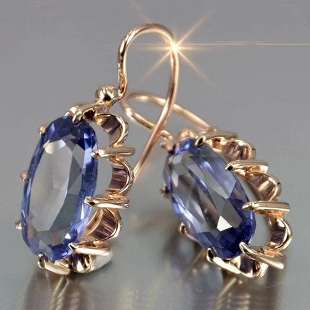 Pendientes de Oro con Zirconio Ovalado