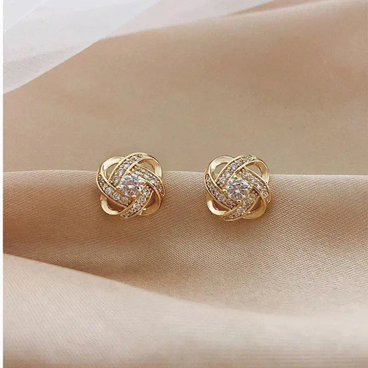 Pendientes Colgantes en Diseño de Flor