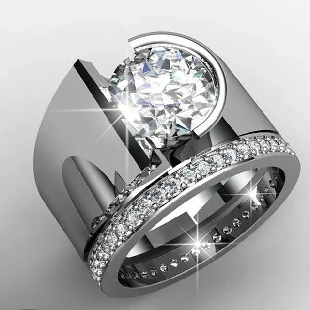 anillo de plata vintage con zirconia brillante